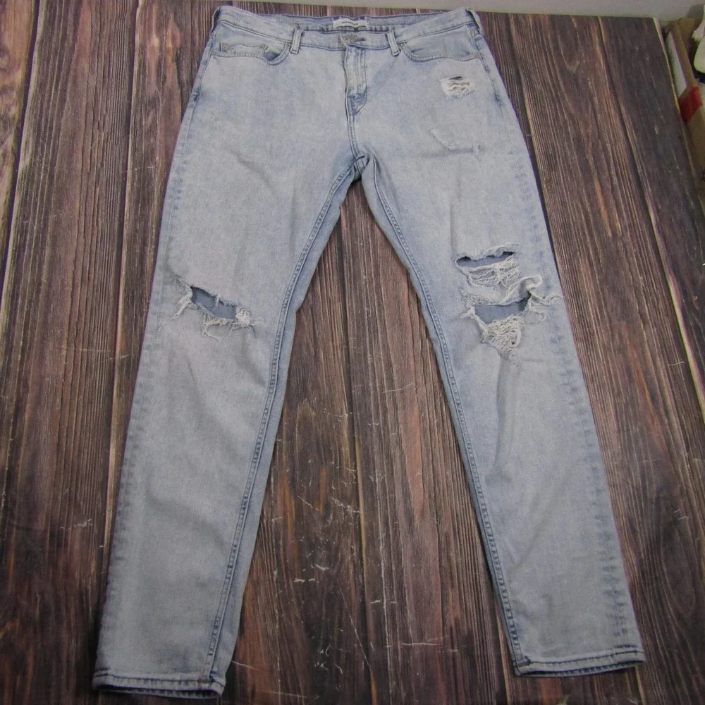 True Religion Skinny Jeans Mens 34 Light Wash Distressed Ripped Denim
